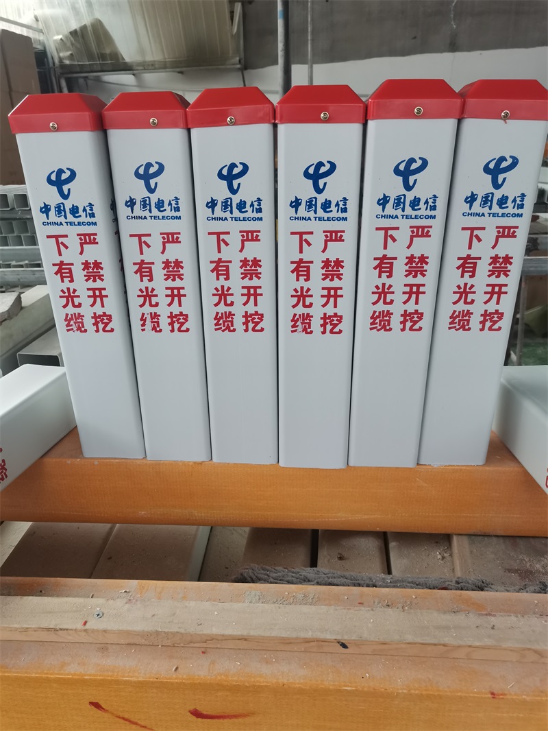 供水管道警示帶為何多年會(huì)不腐不壞？